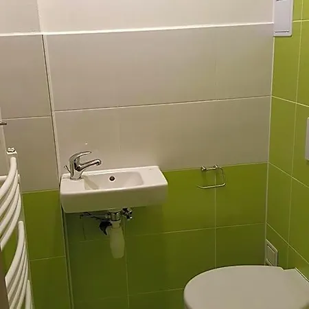 Ubytovani Nemcicky 3* Němčičky
