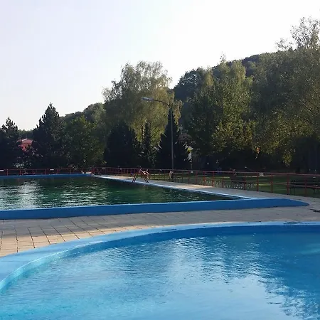 Nocleg ze śniadaniem Ubytovani Nemcicky 3*