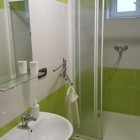 Ubytovani Nemcicky Nocleg ze śniadaniem 3*